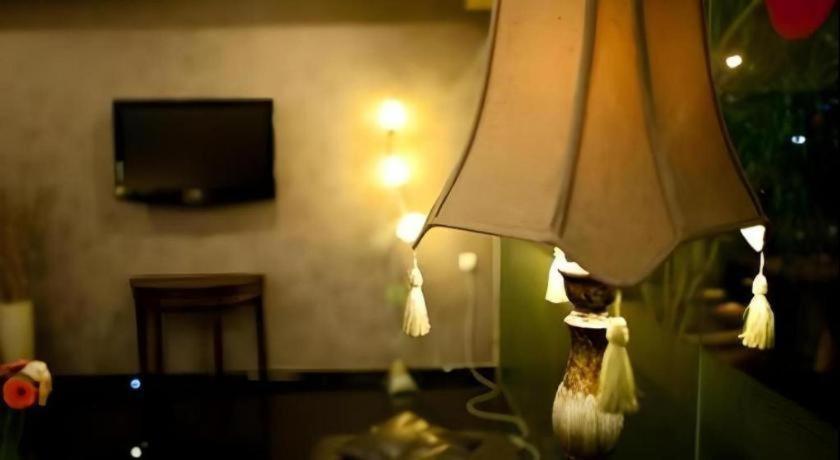 Ria Hotel 2*